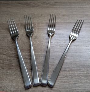Mikasa Forged 4Pcs DinnerForks 8.25 Stainless Flatware Replacement Vietnam Bag B